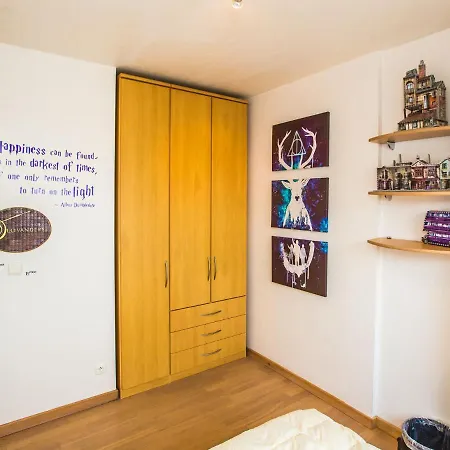 Duplex Near The Center Διαμέρισμα *